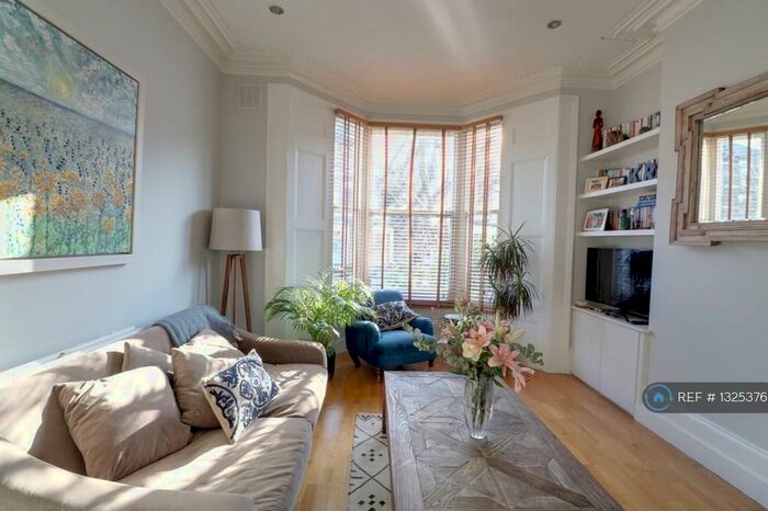 1 Bedroom Flat To Rent In Brooke Road, London, N16