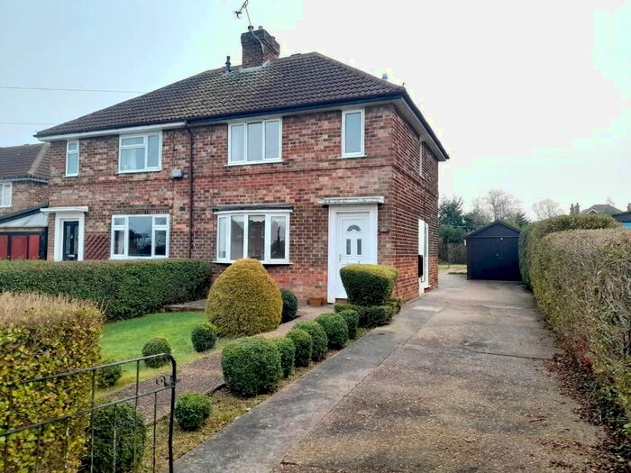 3 Bedroom Semi-Detached House To Rent In Amcott Avenue, Misterton, Doncaster, DN10