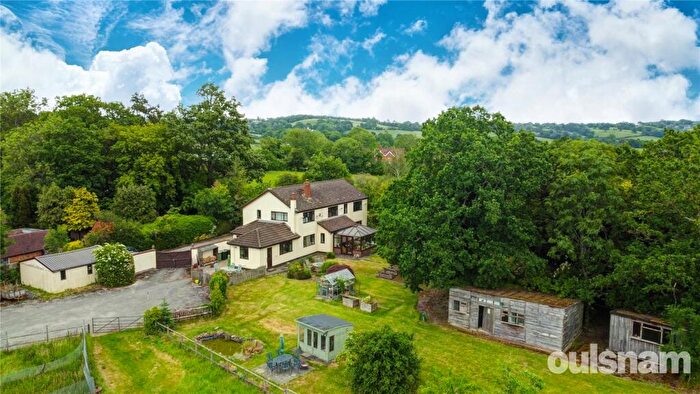 5 Bedroom Detached House For Sale In Birmingham Road, Alvechurch, Birmingham, B48