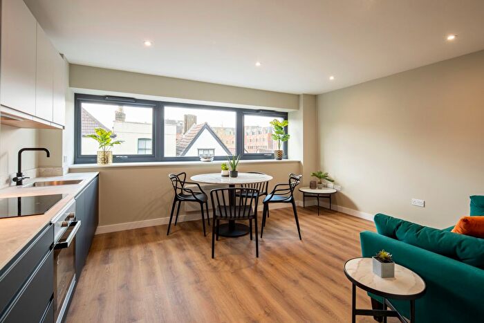 1 Bedroom Flat To Rent In Lower Stone Street, Maidstone, ME15