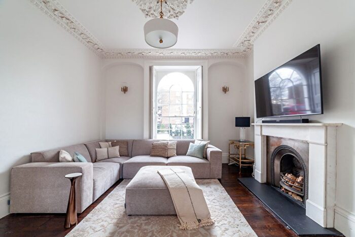 7 Bedroom Terraced House To Rent In New Cross Road, London, SE14