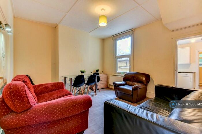 4 Bedroom Terraced House To Rent In Bear Road, Brighton, BN2