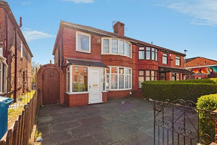 3 Bedroom Semi Detached House For Sale In Mauldeth Road, Manchester, Greater Manchester, M14