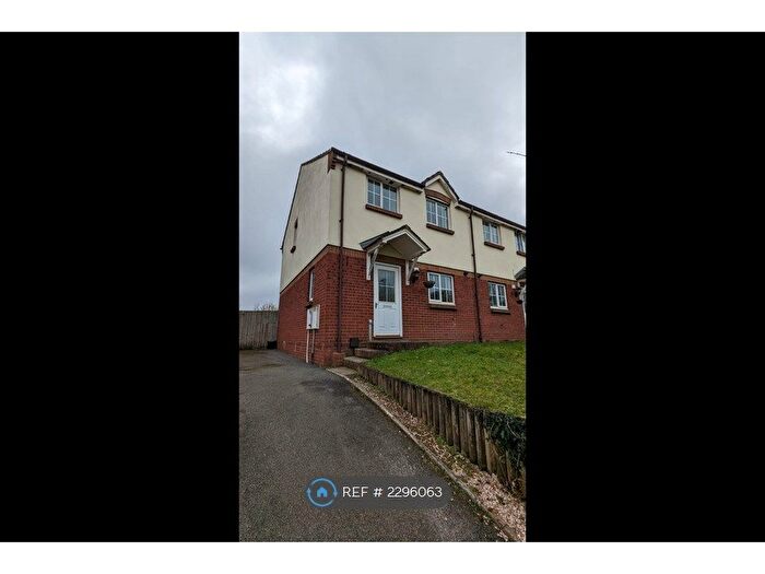 3 Bedroom Semi-Detached House To Rent In Leeward Lane, Torquay, TQ2