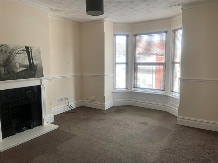 2 Bedroom Flat To Rent In Oriel Road, Hilsea, Portsmouth, PO2