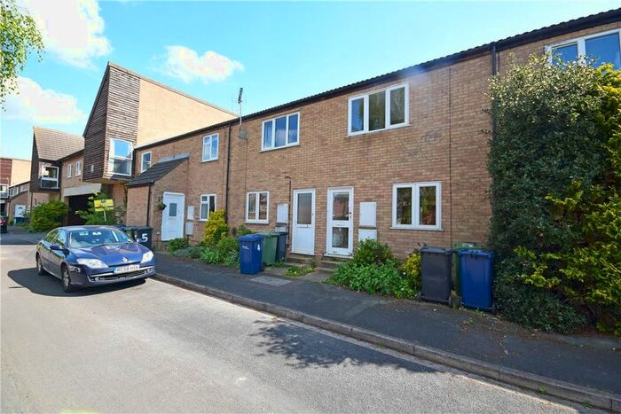 3 Bedroom Terraced House To Rent In Moss Bank, Cambridge CB4