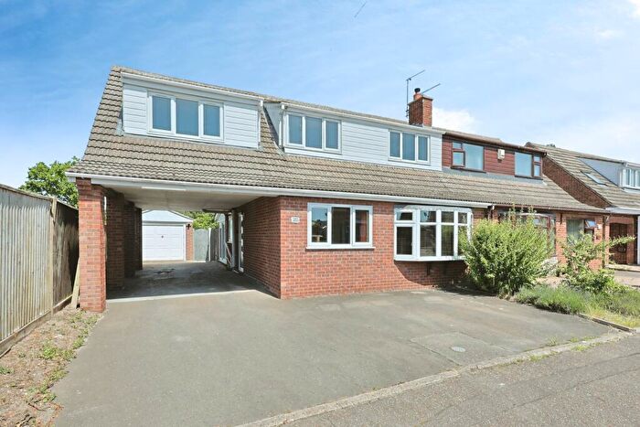 4 Bedroom Semi-Detached House For Sale In Inman Road, Norwich, Norfolk, NR7