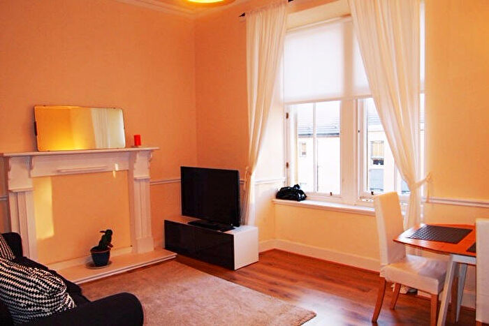 2 Bedroom Flat To Rent In Brechin Street, Kelvingrove, Glasgow, Lanarkshire, G3