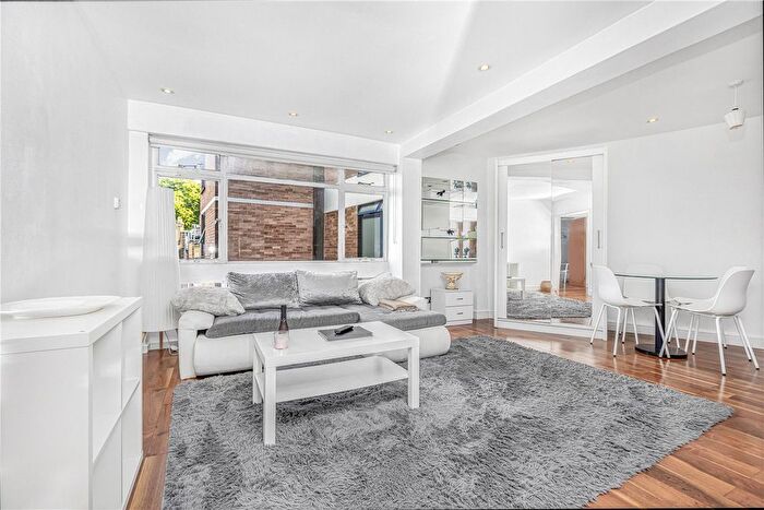 1 Bedroom Flat To Rent In Hereford House, Ovington Gardens, London, SW3