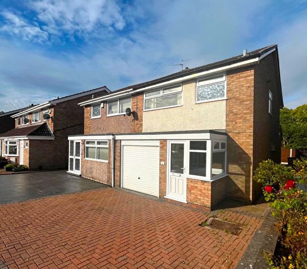 3 Bedroom Semi-Detached House To Rent In Longfield, Fulwood, Preston, PR2