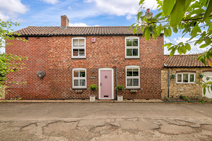 3 Bedroom Cottage For Sale In Blacksmiths Lane, Heighington, LN4