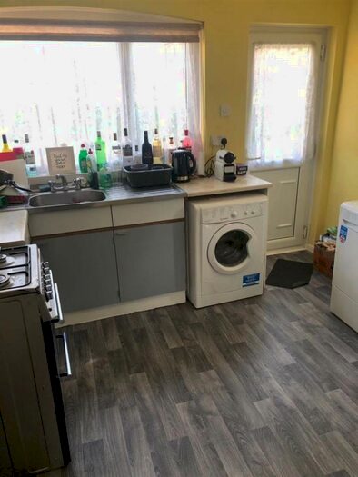 3 Bedroom Semi-Detached House To Rent In Poole Crescent, Harborne, Birmingham, B17