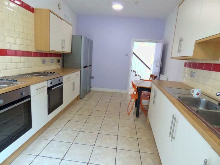 6 Bedroom End Of Terrace House To Rent In College Road ( Bed), Bangor, Gwynedd, LL57