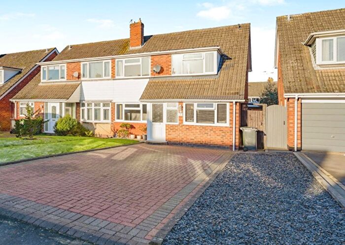 3 Bedroom Semi-Detached House For Sale In Goodere Drive, Polesworth, Tamworth, B78