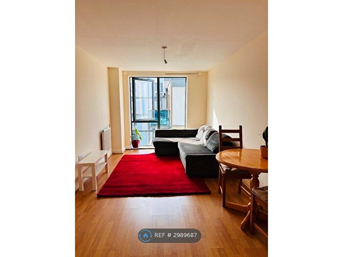 1 Bedroom Flat To Rent In Frost Court, London, NW9