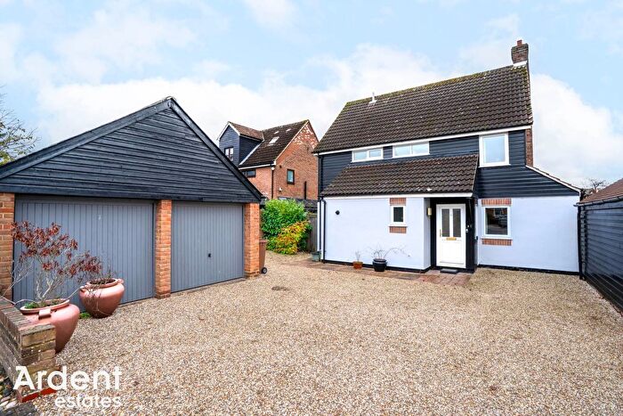 4 Bedroom Detached House For Sale In Highfield Mead, East Hanningfield, CM3