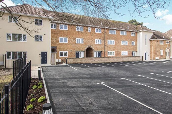 1 Bedroom Flat To Rent In Ashley Road, Parkstone, Poole, BH14