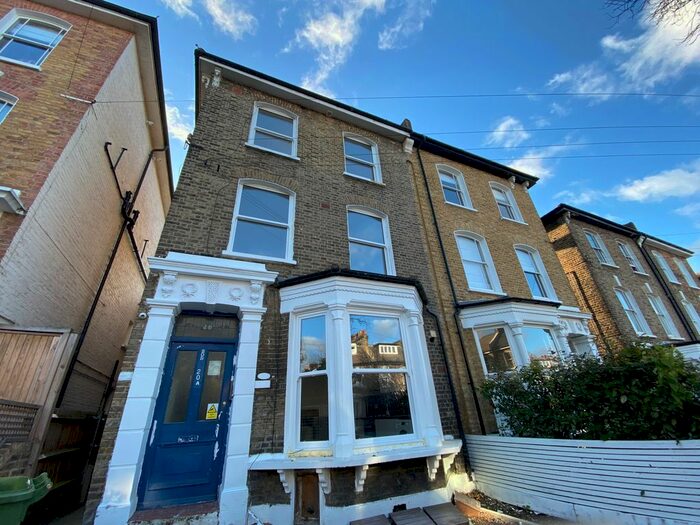2 Bedroom Flat To Rent In Cranfield Road, London, SE4