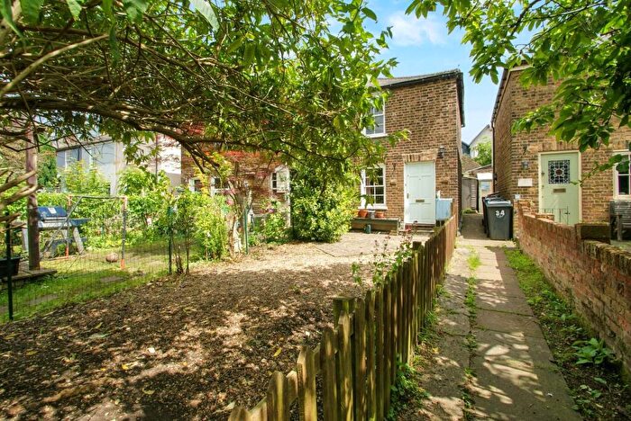 1 Bedroom Cottage To Rent In Dunmow Road, Bishop'S Stortford, CM23