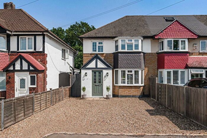 3 Bedroom End Of Terrace House For Sale In Ashridge Way, Sunbury-On-Thames, Surrey, TW16