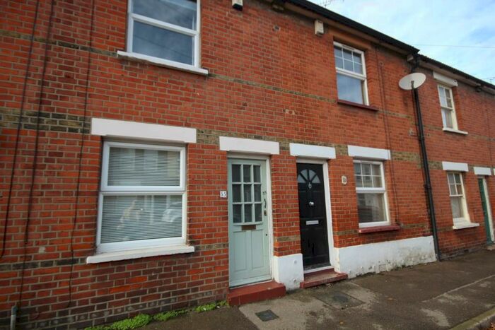 3 Bedroom Terraced House To Rent In North Road Avenue, Brentwood, Essex, CM14