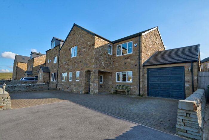 4 Bedroom Detached House To Rent In Asquith Drive, Skipton, BD23