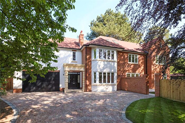 6 Bedroom Detached House For Sale In Cavendish Road, Weybridge, KT13