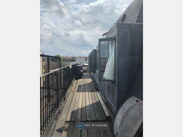 3 Bedroom Flat To Rent In Enterprise House, London, E9