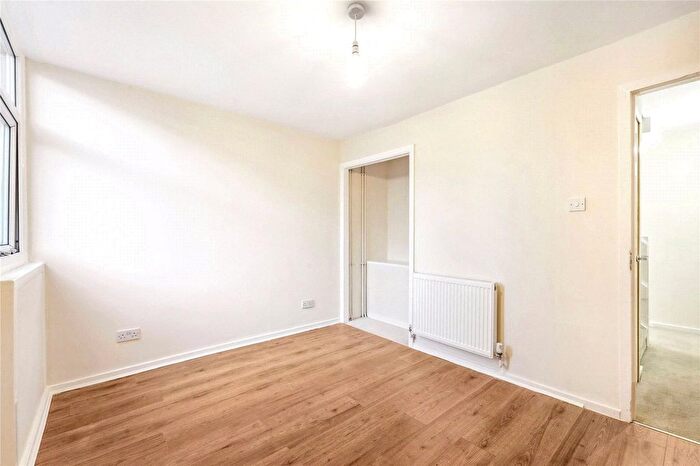 5 Bedroom Terraced House To Rent In Coburg Crescent, London, SW2
