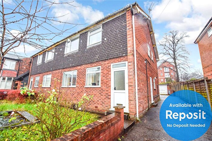 2 Bedroom Flat To Rent In Victoria Crescent, Ellesmere Park, Monton, M30