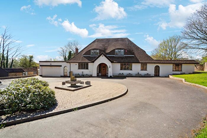 5 Bedroom Detached House To Rent In Catlins Lane, HA5