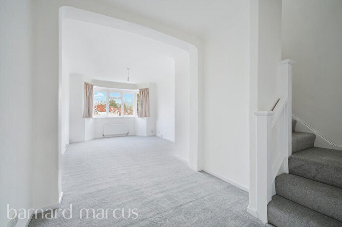 2 Bedroom Apartment To Rent In Ditton Road, Surbiton, KT6