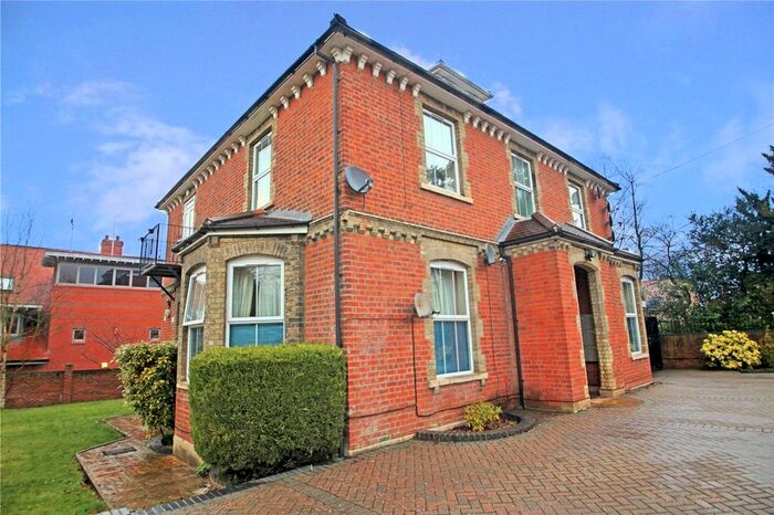 1 Bedroom Flat To Rent In Addington Road, Reading, Berkshire, RG1