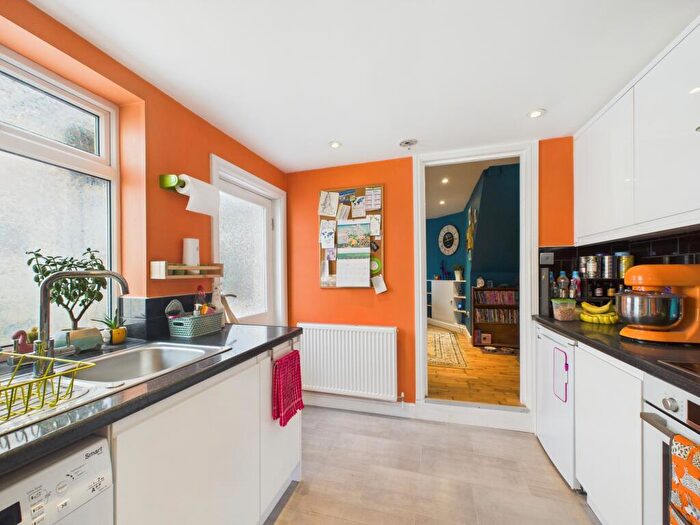 1 Bedroom Flat For Sale In Richmond Road, West Reading, Reading, RG30