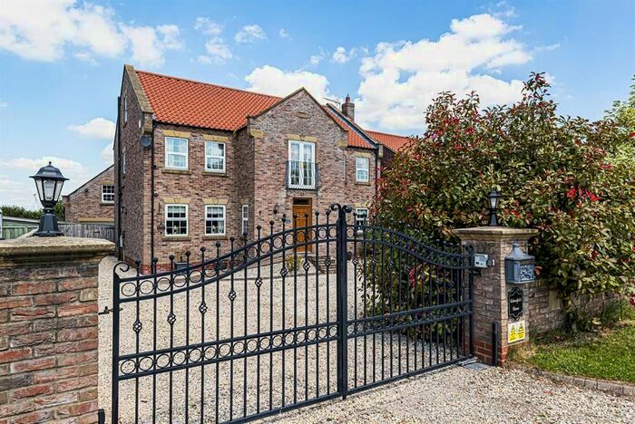 6 Bedroom Detached House For Sale In Holmefield House, Newland, Selby, YO8