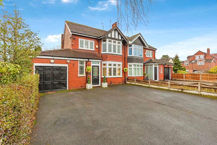 3 Bedroom Semi Detached House For Sale In Chester Road, Hazel Grove, Stockport, Greater Manchester, SK7
