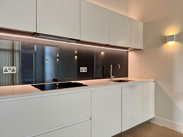 2 Bedroom Apartment To Rent In Cottam House, Kidbrooke Park Road, London, SE3