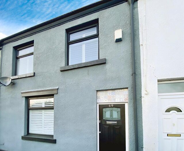 3 Bedroom Terraced House To Rent In Huddersfield Road, Stalybridge, Greater Manchester, SK15