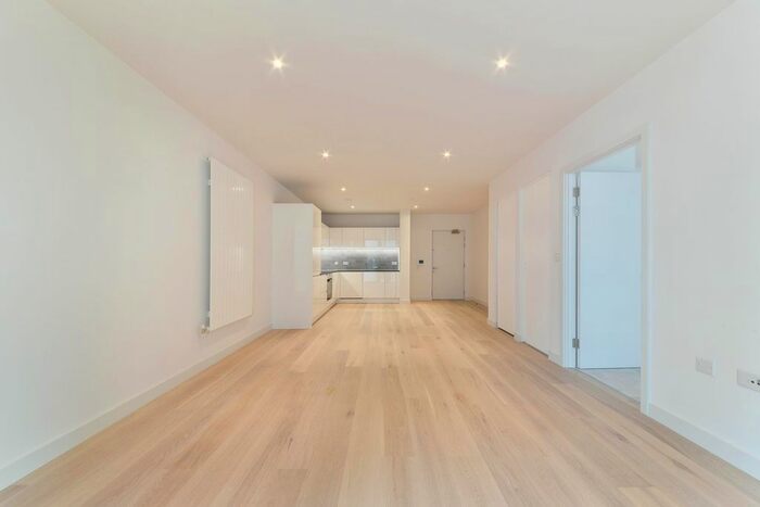 1 Bedroom Flat To Rent In Mercier Court, Royal Wharf, London, E16