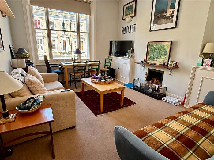 2 Bedroom Flat To Rent In Eardley Crescent, London, SW5