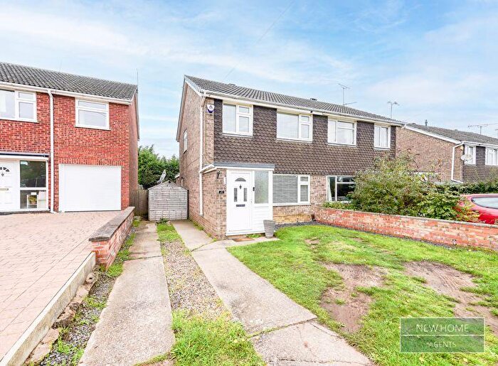 3 Bedroom Semi Detached House For Sale In Fifth Avenue Grantham, NG31