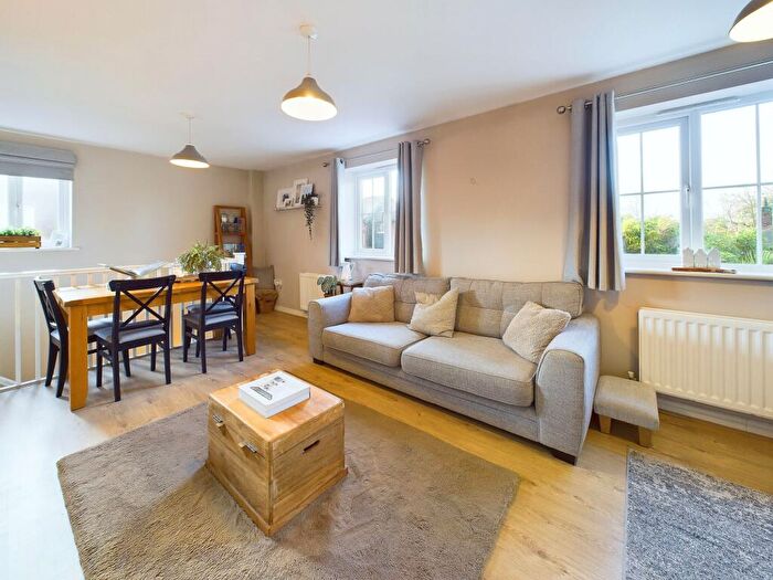 2 Bedroom Coach House For Sale In Goddard Court, Mapperley Plains, Nottingham, NG3