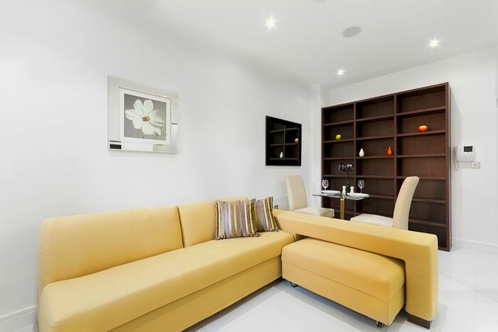 Studio To Rent In Albany House, Judd Street, London, WC1H