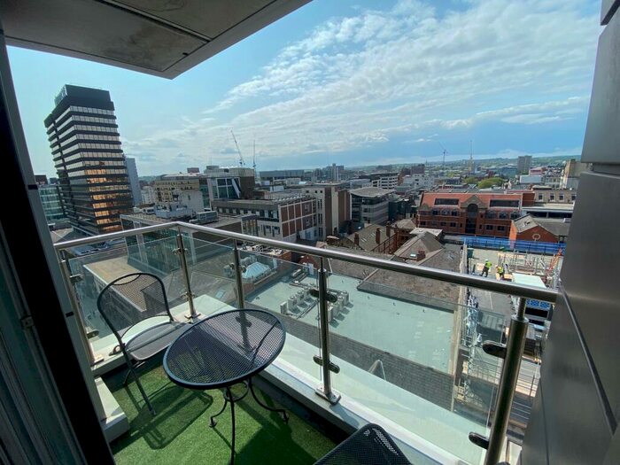 2 Bedroom Apartment To Rent In King Charles Street, Leeds, LS1