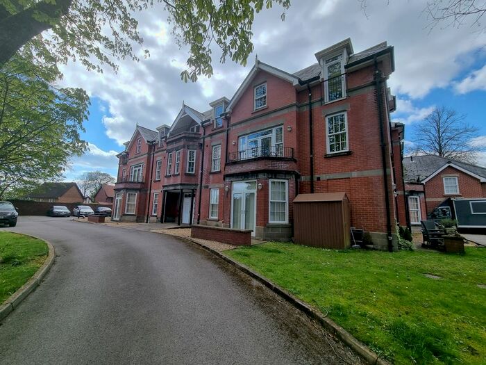 3 Bedroom Flat To Rent In Lever House, Greenmount Lane, Heaton, Bolton, BL1