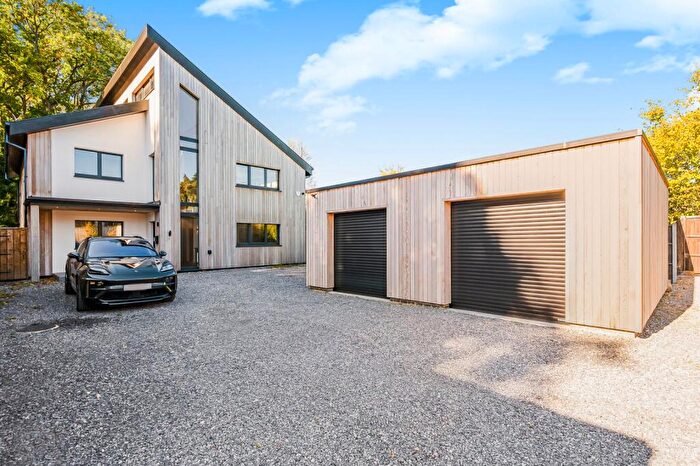 4 Bedroom House To Rent In Haven Place, Park Street Lane, Park Street, St. Albans, AL2