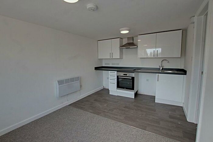 1 Bedroom Flat To Rent In High Street, Melksham, SN12