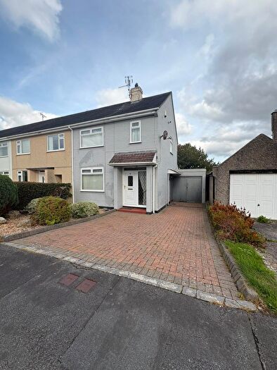 2 Bedroom House To Rent In Lon Y Bryn, Menai Bridge, LL59