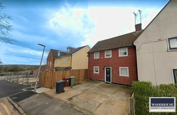 3 Bedroom Semi-Detached House To Rent In Rushfield, Potters Bar, EN6