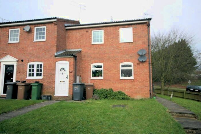 1 Bedroom Maisonette To Rent In Nayland Close, Luton, LU2